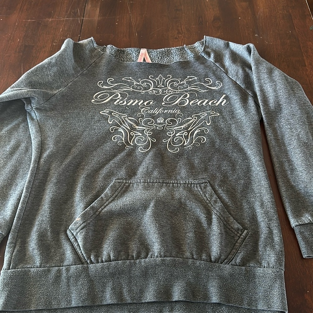 Boat neck women’s Pismo Beach, Ca sweatshirt.